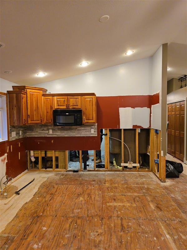 Medford Water Damage Restoration Project: Vacant Home Flooded for Seven Days